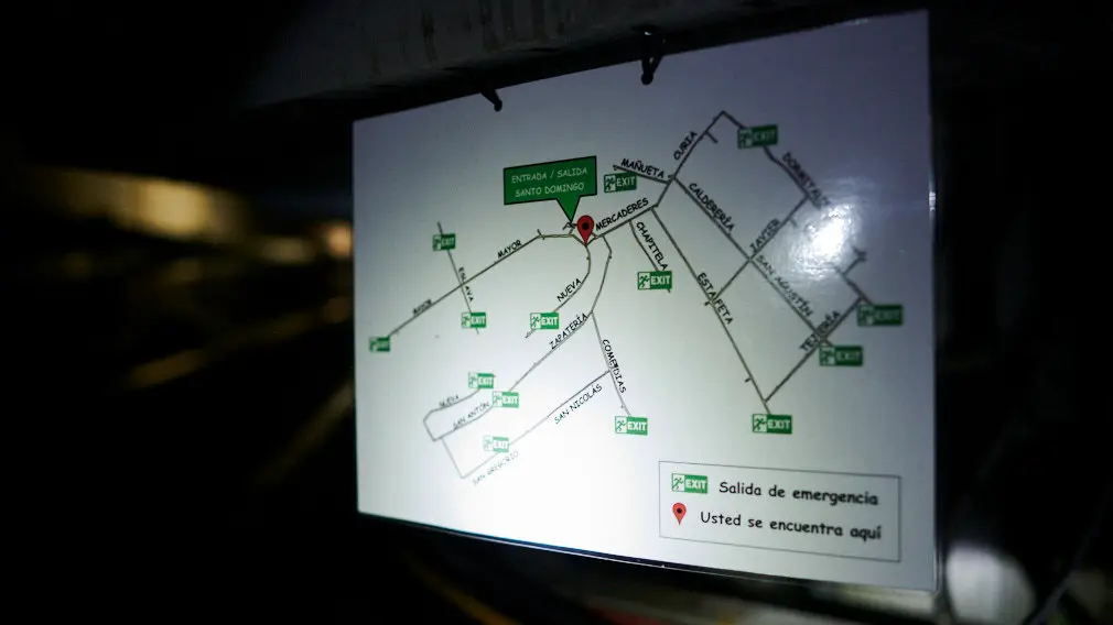 Un paseo por el subsuelo de Pamplona: así son las galerías desde las que se controla la ciudad durante las fiestas