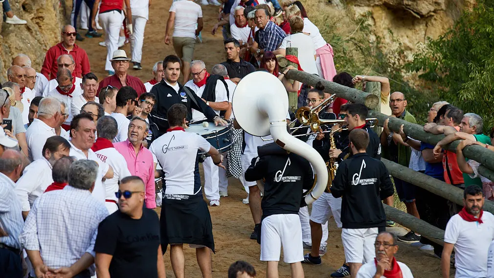 Sustos y caídas a gran velocidad: así ha sido el quinto encierro del Pilón en Falces