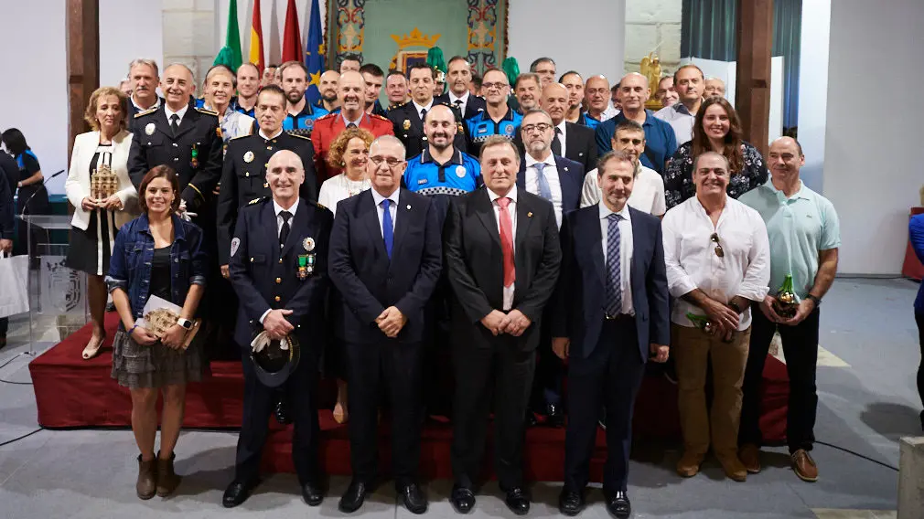 Homenaje y reconocimiento a las mejores actuaciones: así ha sido el acto de la Policía Municipal de Pamplona
