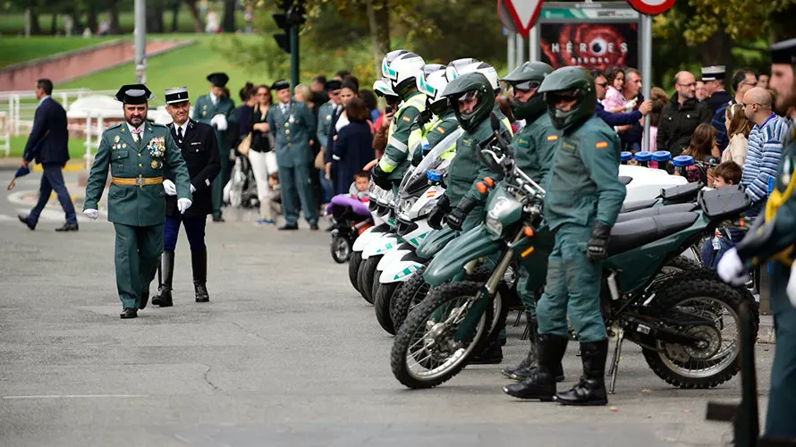 Día de la Guardia Civil en Pamplona. PABLO LASAOSA 6