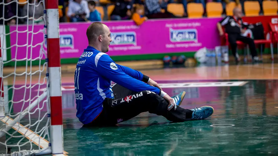 Helvetia Anaitasuna se clasifica para la fase de grupos de la Copa EHF pese a perder el partido de vuelta contra el Hubo Initia Hasselt (24-26). IÑIGO ALZUGARAY-1