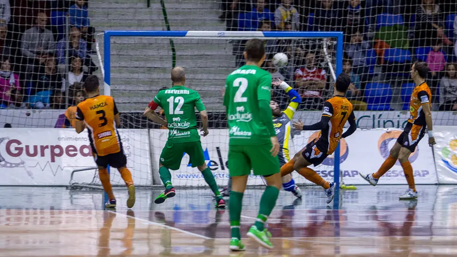 Partido entre Magna Gurpea y Aspil Vidal Ribera Navarra (1-1). IÑIGO ALZUGARAY-6