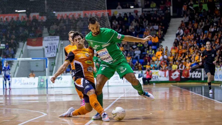 Partido entre Magna Gurpea y Aspil Vidal Ribera Navarra (1-1). IÑIGO ALZUGARAY-25