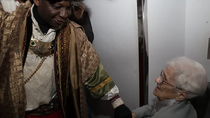 Visita de los Reyes Magos a la Casa de la Misericordia. (8). IÑIGO ALZUGARAY