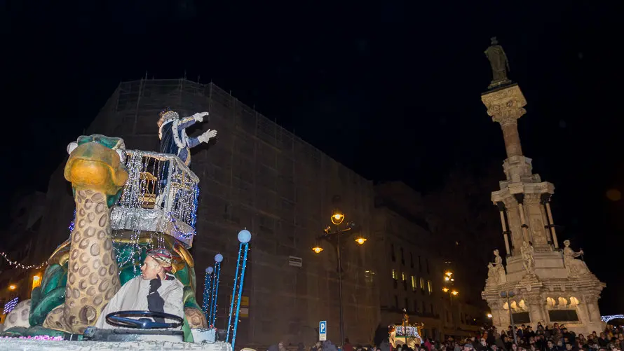 Cabalgata de los Reyes Magos en Pamplona. (29). IÑIGO ALZUGARAY