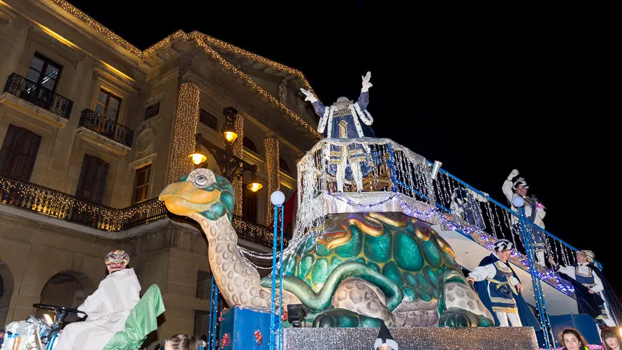 Cabalgata de los Reyes Magos en Pamplona. (30). IÑIGO ALZUGARAY
