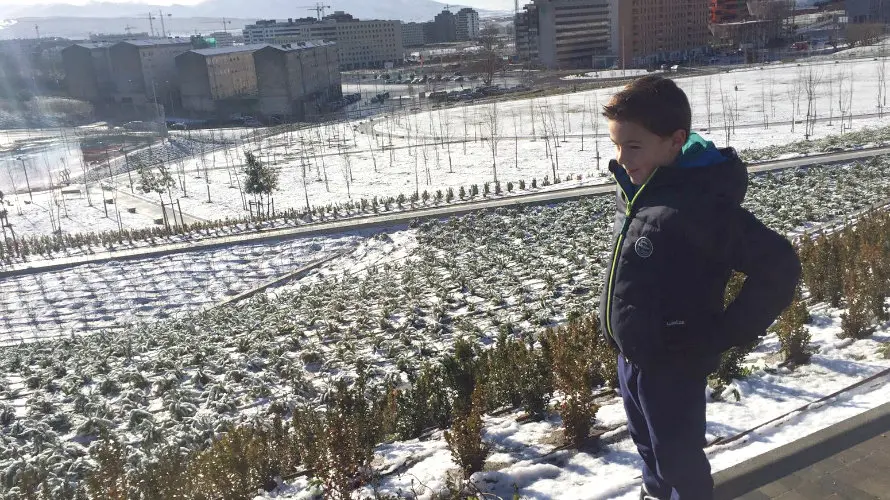 La nieve también ha caído en el Soto de Lezcairu de Pamplona.
