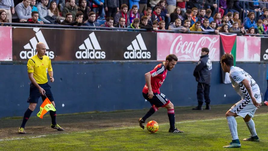 Partido entre Osasuna y Llagostera (3-0) celebrado en el estadio de El Sadar (10). IÑIGO ALZUGARAY