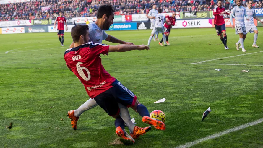 Partido entre Osasuna y Llagostera (3-0) celebrado en el estadio de El Sadar (14). IÑIGO ALZUGARAY