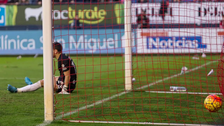 Partido entre Osasuna y Llagostera (3-0) celebrado en el estadio de El Sadar (20). IÑIGO ALZUGARAY