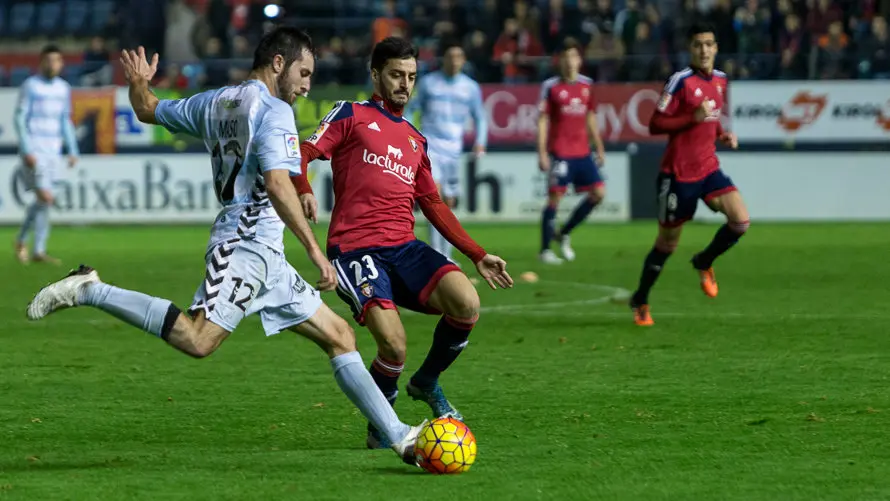 Partido entre Osasuna y Llagostera (3-0) celebrado en el estadio de El Sadar (39). IÑIGO ALZUGARAY