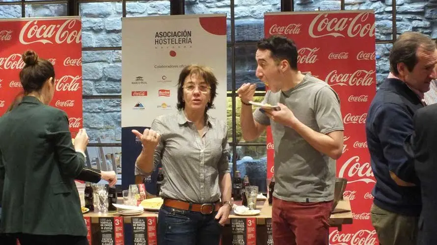 Presentación del Mes de la Tortilla y Cocacola en el Katuzarra. S.REDÍN