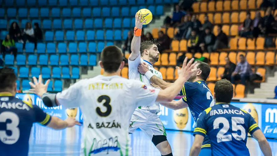 Partido balonmano Anaitasuna - Cangas. PABLO LASAOSA 2