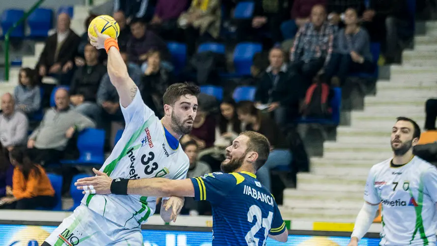 Partido balonmano Anaitasuna - Cangas. PABLO LASAOSA 3