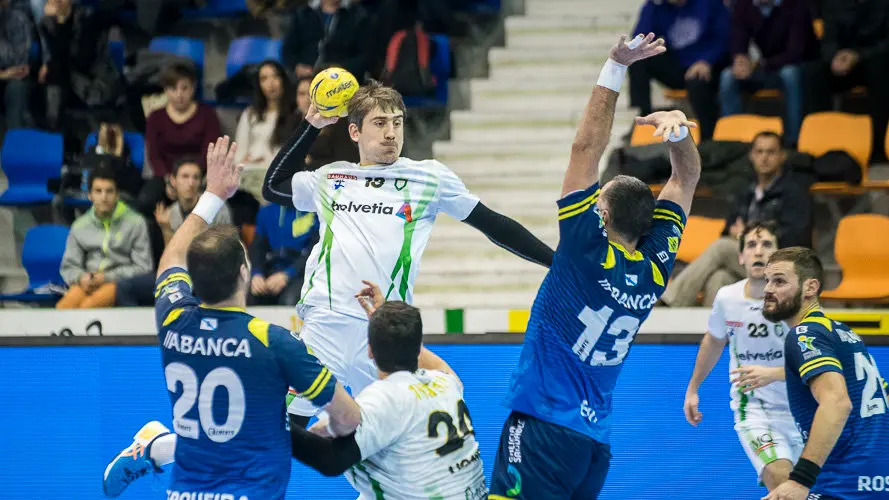 Partido balonmano Anaitasuna - Cangas. PABLO LASAOSA 19