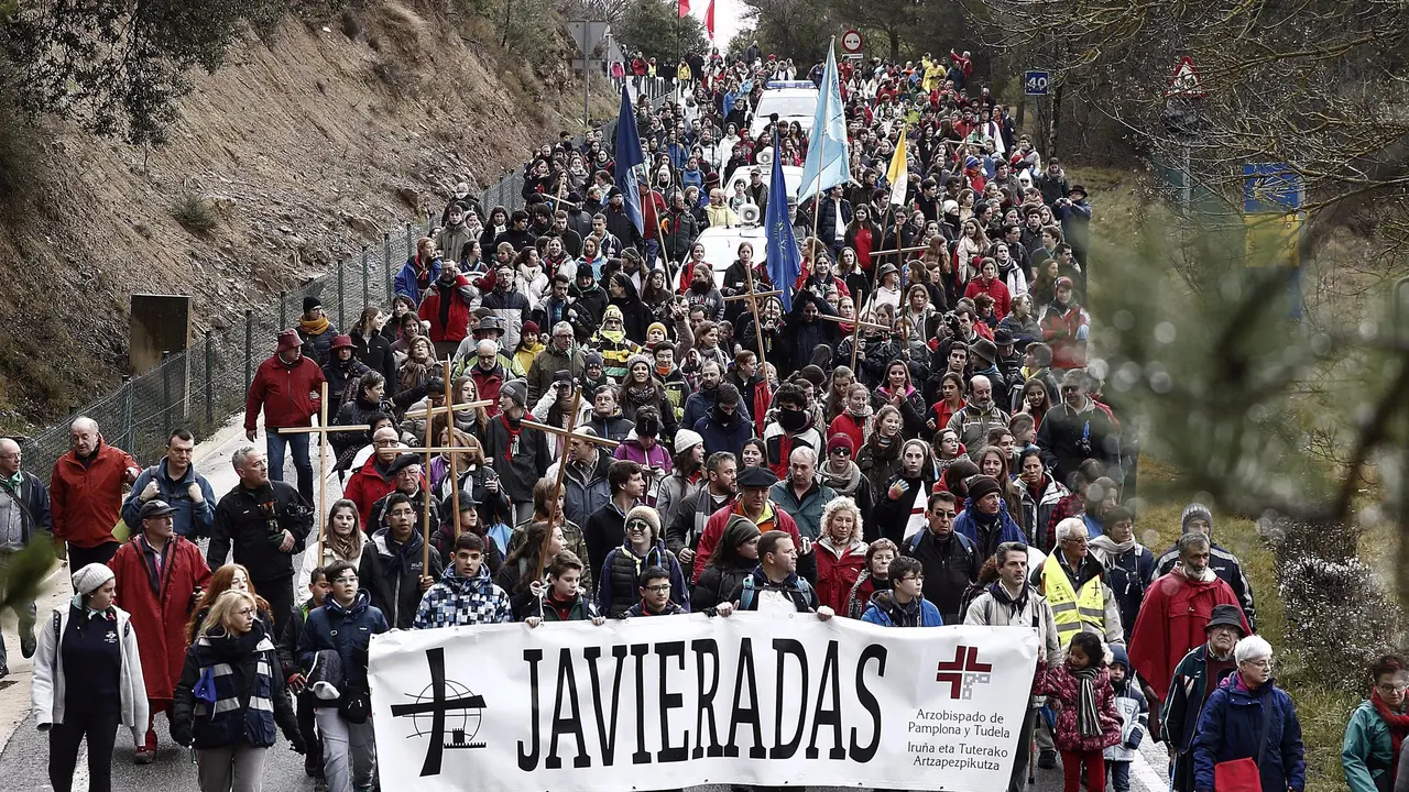 Vía crucis y misa en el Castillo de Javier en las Javieradas 2016. EFE