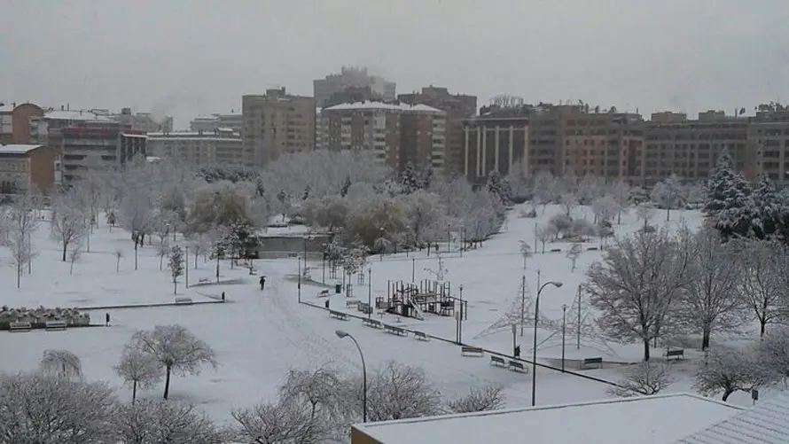 Nieve en las calles de Pamplona. (1)