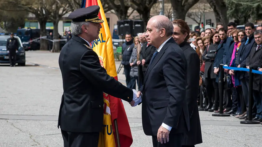 Acto institucional de la Policía Nacional en Pamplona. PABLO LASAOSA 8
