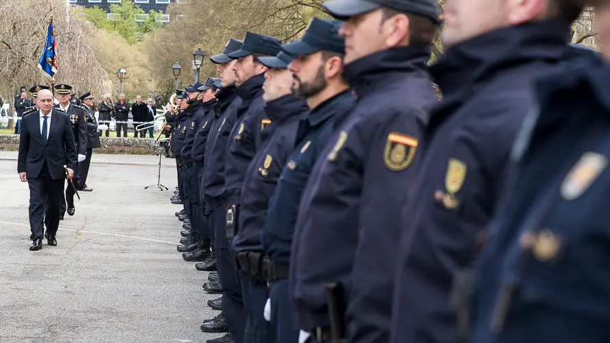 Acto institucional de la Policía Nacional en Pamplona. PABLO LASAOSA 19