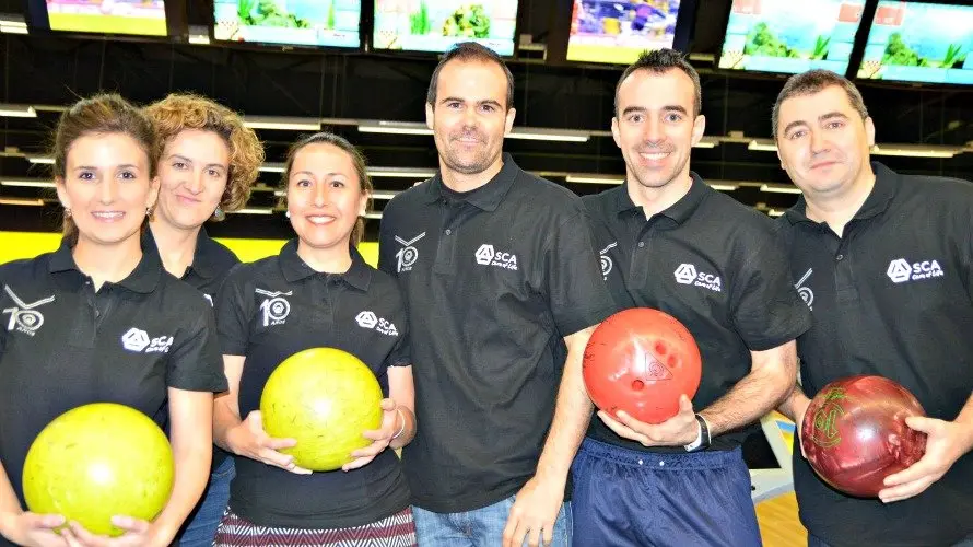 EQUIPOS DE SCA EN BOWLING en el Desafío Empresas.