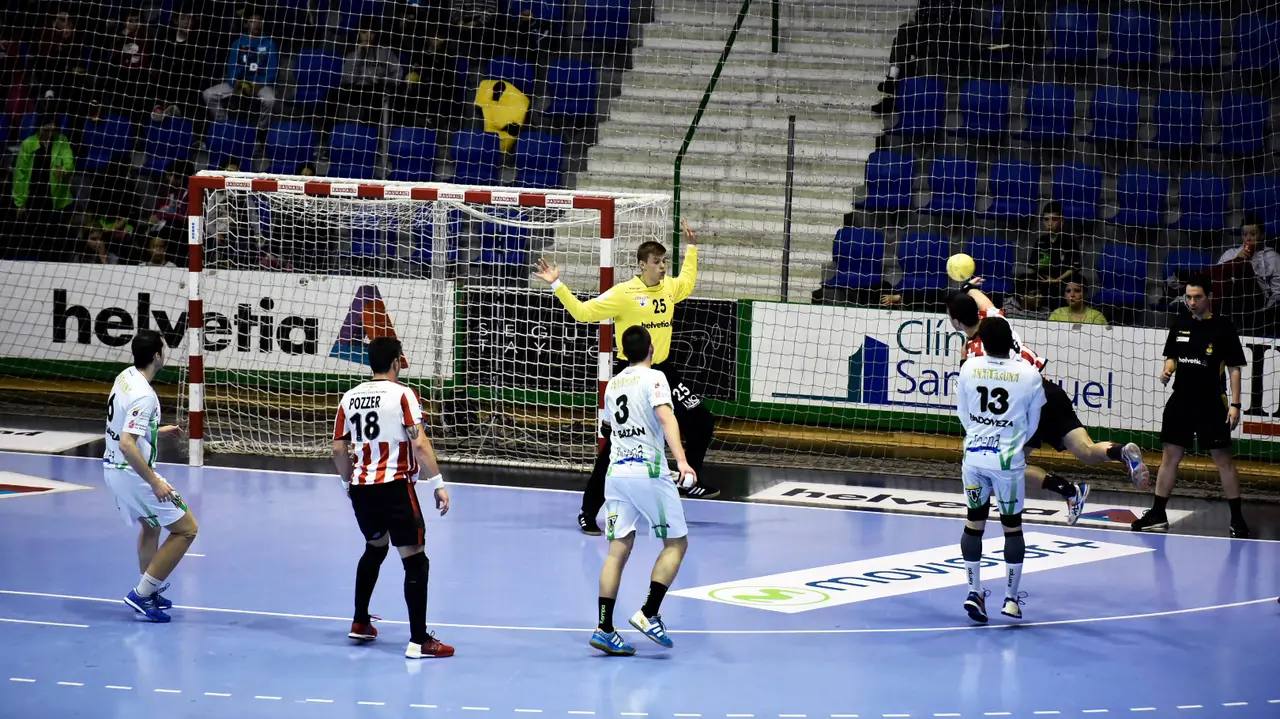 Helvetia Anaitasuna - Puerto Sagunto. (Pablo Lasaosa) (6)