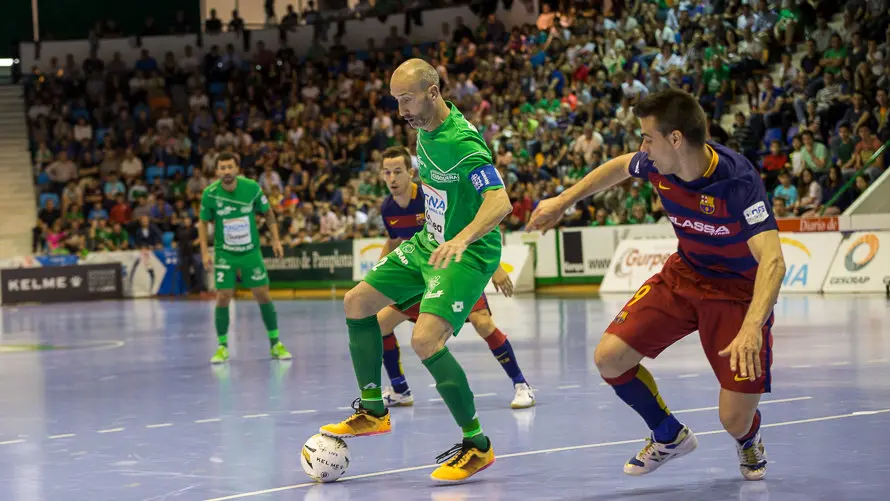 Segundo partido de las semifinales de la Liga de Fútbol Sala entre Magna Gurpea y FC Barcelona Lassa (1-3)(23). IÑIGO ALZUGARAY