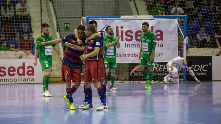 Segundo partido de las semifinales de la Liga de Fútbol Sala entre Magna Gurpea y FC Barcelona Lassa (1-3)(29). IÑIGO ALZUGARAY