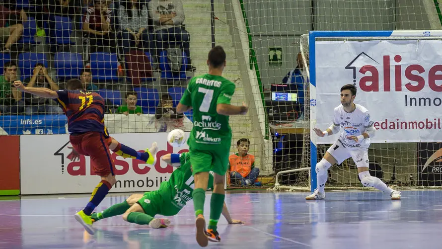 Segundo partido de las semifinales de la Liga de Fútbol Sala entre Magna Gurpea y FC Barcelona Lassa (1-3)(36). IÑIGO ALZUGARAY
