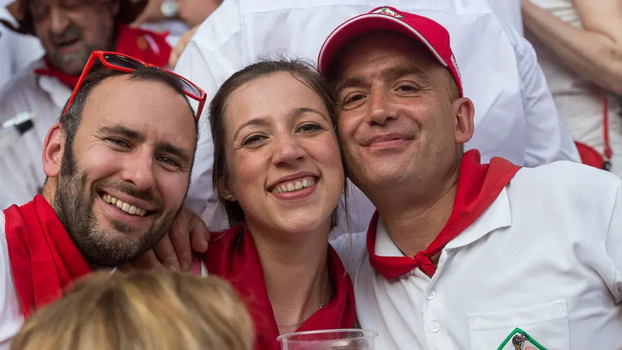 Imágenes de los tendidos de la Plaza de Pamplona en la corrida de los toros de Pedraza de Yeltes (28). IÑIGO ALZUGARAY