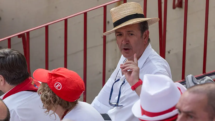 Imágenes de los tendidos de la Plaza de Pamplona en la corrida de los toros de Pedraza de Yeltes (42). IÑIGO ALZUGARAY