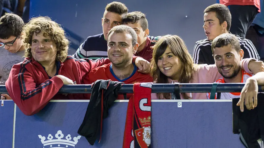 Imágenes de la afición en la grada del estadio de El Sadar durante el partido entre Osasuna y Espanyol (18). IÑIGO ALZUGARAY