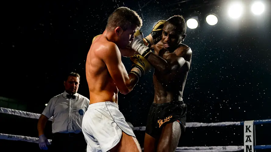 Velada de Kick Boxing en el pabellón Anaitasuna. PABLO LASAOSA (15)