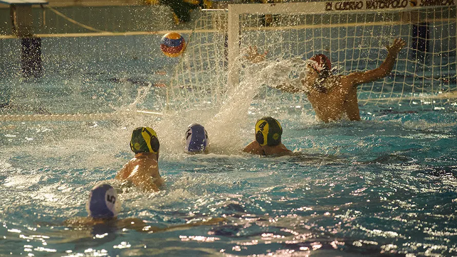 El Waterpolo Navarra se enfrenta a su tercera jornada en casaMIGUEL OSÉS_9