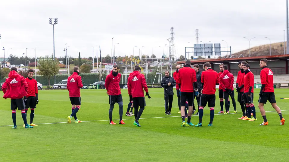 Primer entrenamiento de Osasuna tras la destitución de Enrique Martín Monreal (2). IÑIGO ALZUGARAY