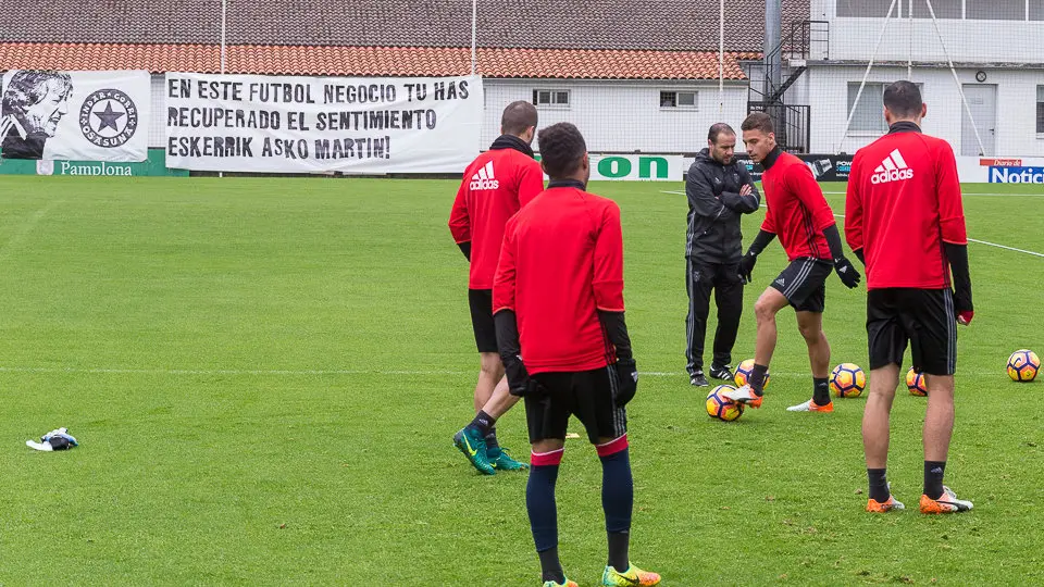 Primer entrenamiento de Osasuna tras la destitución de Enrique Martín Monreal (14). IÑIGO ALZUGARAY