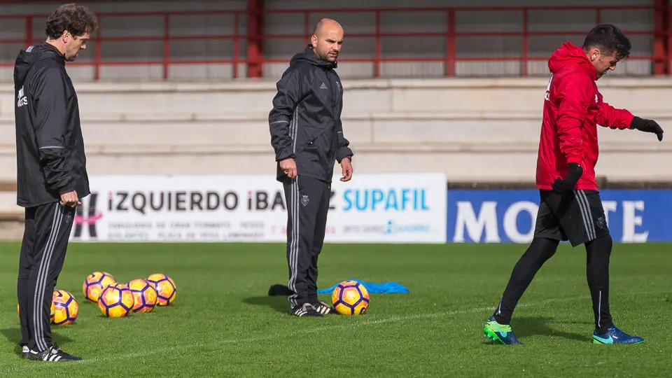 Primer entrenamiento de Osasuna tras la destitución de Enrique Martín Monreal (40). IÑIGO ALZUGARAY