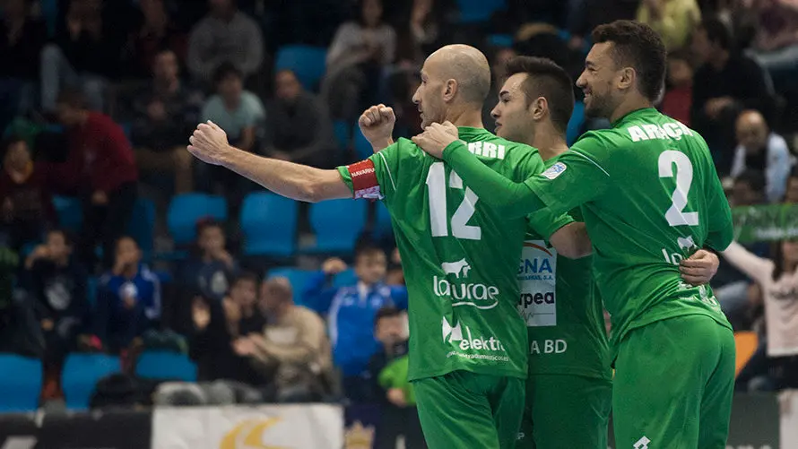 Magna Gurpea - Rios renovables Zaragoza en el Pabellón Anaitasuna. MIGUEL OSÉS_19