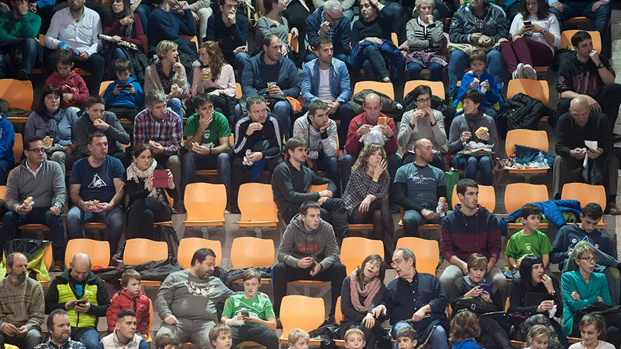 Magna Gurpea - Rios renovables Zaragoza en el Pabellón Anaitasuna. MIGUEL OSÉS_24