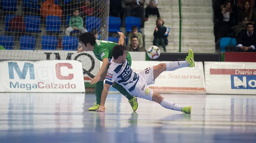 Magna Gurpea - Rios renovables Zaragoza en el Pabellón Anaitasuna. MIGUEL OSÉS_27