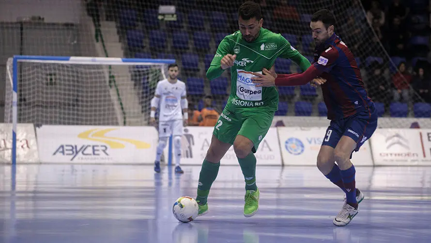 Magna Gurpea - Levante, Pabellón Anaitasuna. MIGUEL OSÉS_6