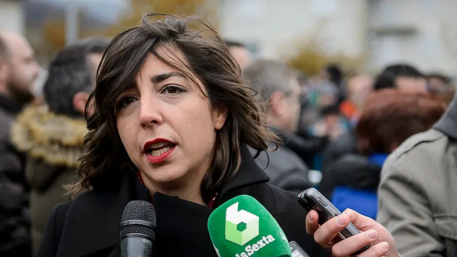 Miles de personas se manifiestan en Alsasua a favor del pueblo. PABLO LASAOSA02