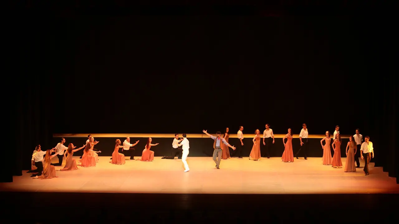 Ballet del Teatro de la Ópera de Sofía en Baluarte interpretando Zorba el Griego IÑAKI ZALDUA (4)