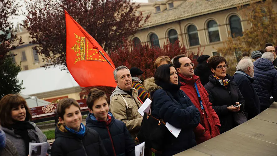 Inauguración de un monolito conmemorativo en el Archivo Real con motivo del Día de Navarra. MIGUEL OSÉS (11)
