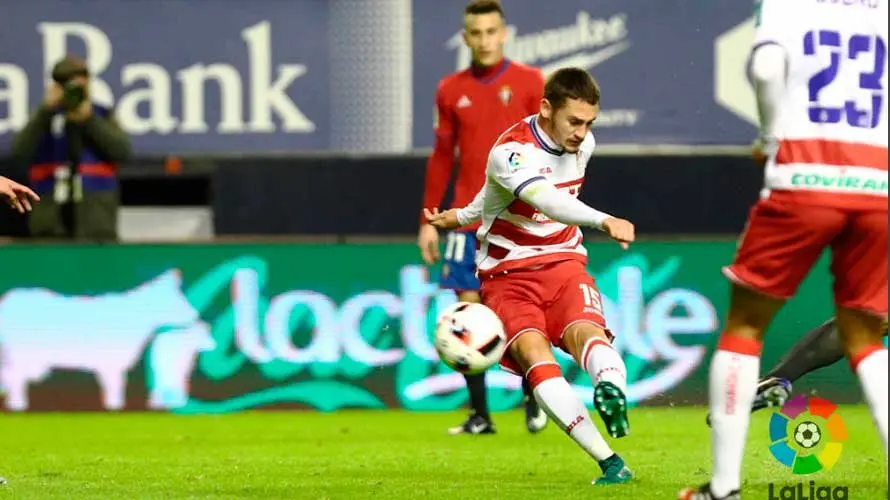 Primera parte del encuentro entre Osasuna y el Granada en Pamplona. LALIGA (8)