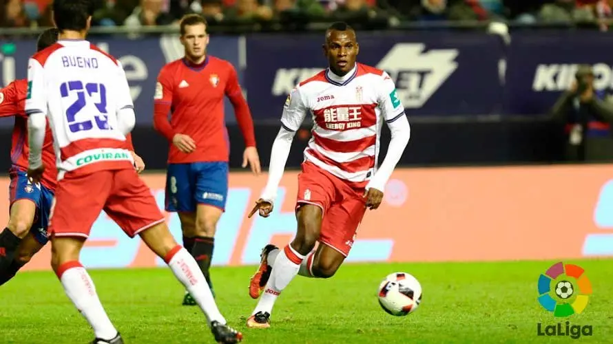 Primera parte del encuentro entre Osasuna y el Granada en Pamplona. LALIGA (9)