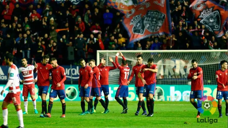 Primera parte del encuentro entre Osasuna y el Granada en Pamplona. LALIGA (16)