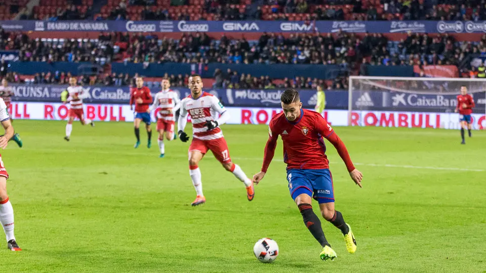 Partido de la Copa del Rey entre Osasuna y Granada (2-0) disputado en El Sadar (9). IÑIGO ALZUGARAY