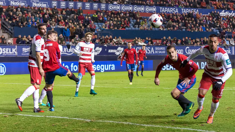Partido de la Copa del Rey entre Osasuna y Granada (2-0) disputado en El Sadar (20). IÑIGO ALZUGARAY