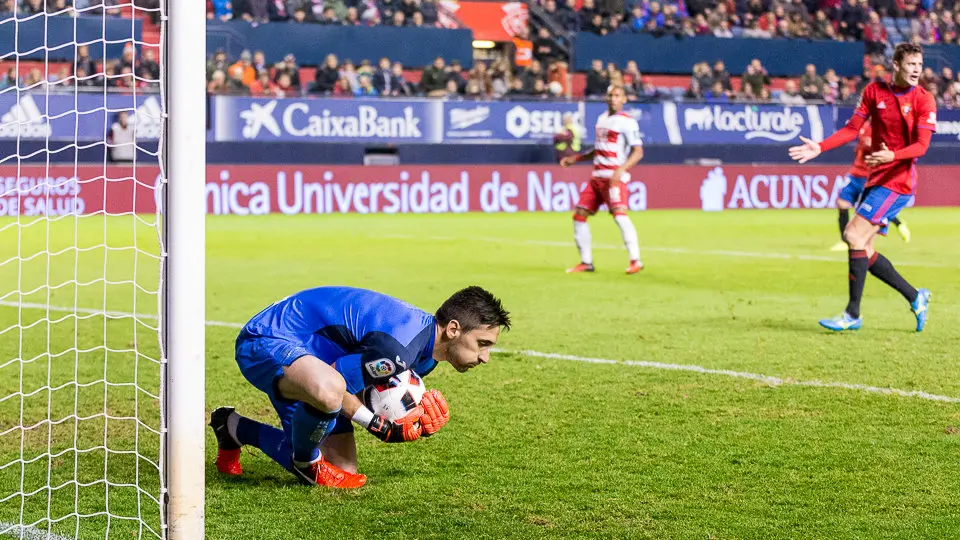 Partido de la Copa del Rey entre Osasuna y Granada (2-0) disputado en El Sadar (22). IÑIGO ALZUGARAY
