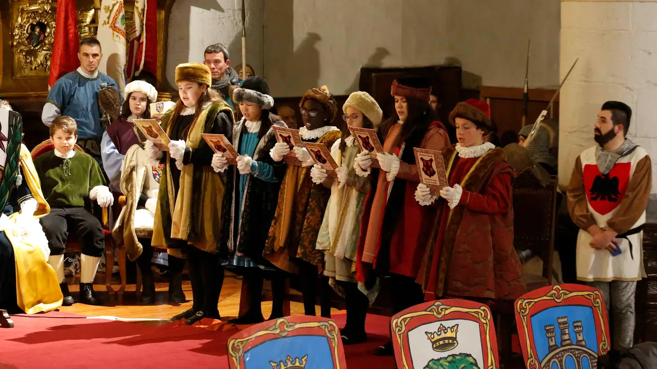 Coronación de David Rotari como nuevo Rey de la Faba en Lodosa. CEDIDA (2)